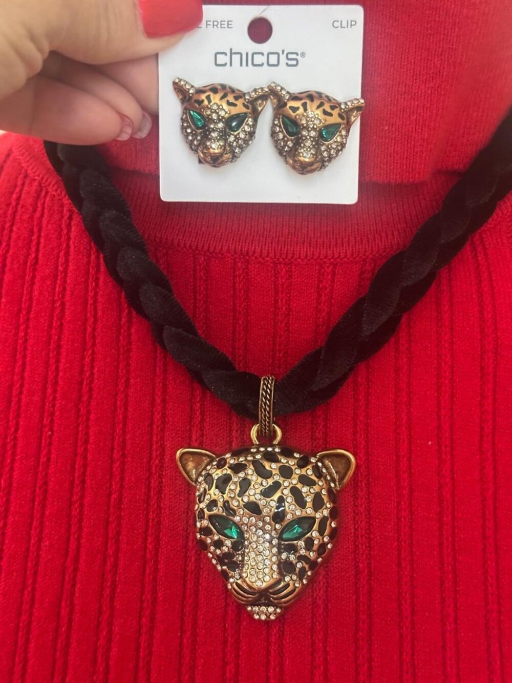 Green Eye Leopard Velvet Pendant and clip earrings.
